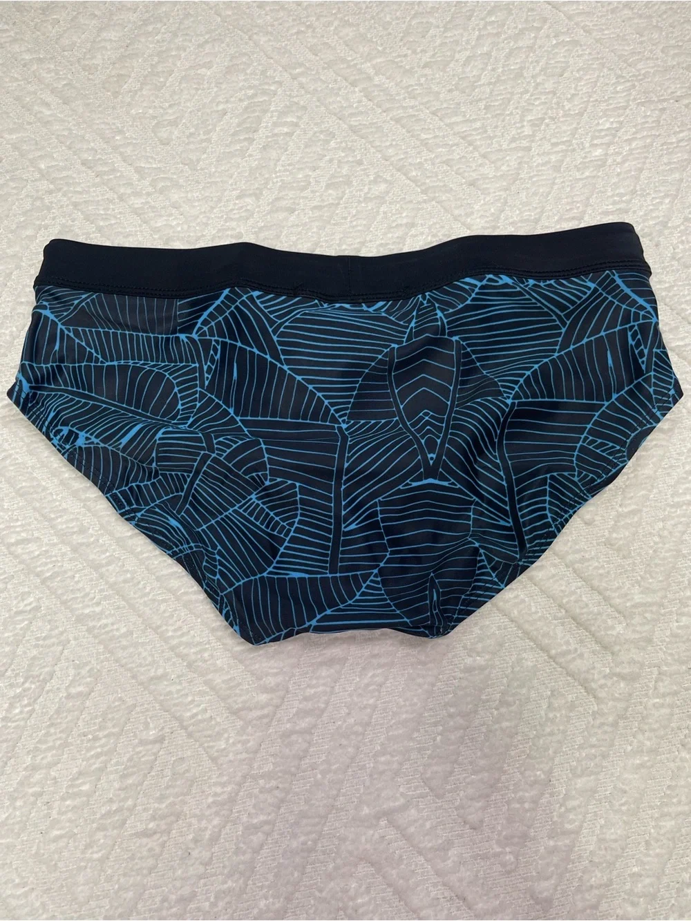 UXH Men's Swim Briefs in Black and Blue Size Medium